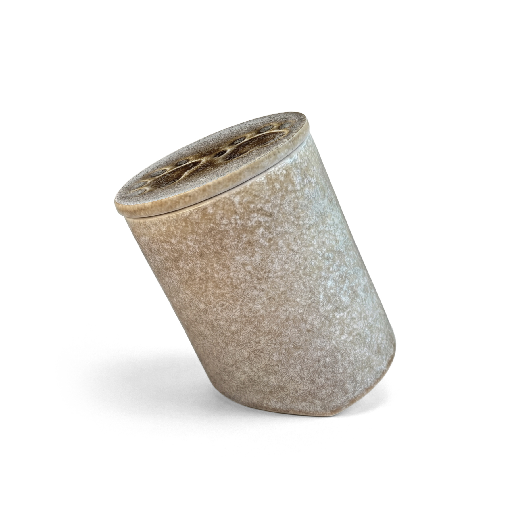 Rounded ceramic pet urn with a sculpted sunset relief in a warm sand glaze, 450 ml.